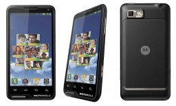 Motorola Motoluxe Available for Pre-order in the UK