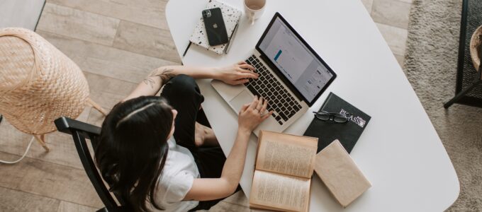 Benefits of Cloud-Based Residential Phone Service for People Who Work From Home Benefits of Cloud-Based Residential Phone Service for People Who Work From Home